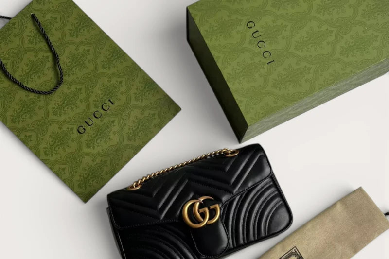 Bolsa Gucci Marmont Matelassê Preta