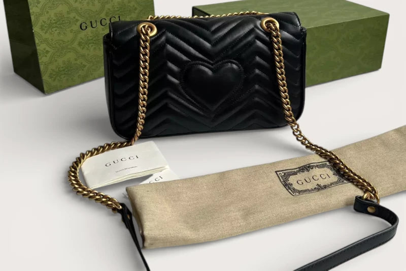 Bolsa Gucci Marmont Matelassê Preta