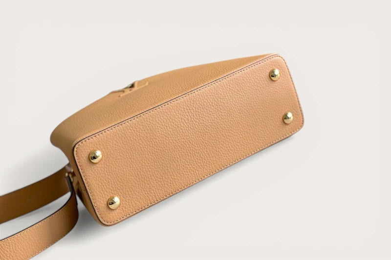 Bolsa LV Capucines - Caramelo
