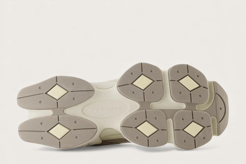 New Balance 9060 Mushroom Arid Stone Bege